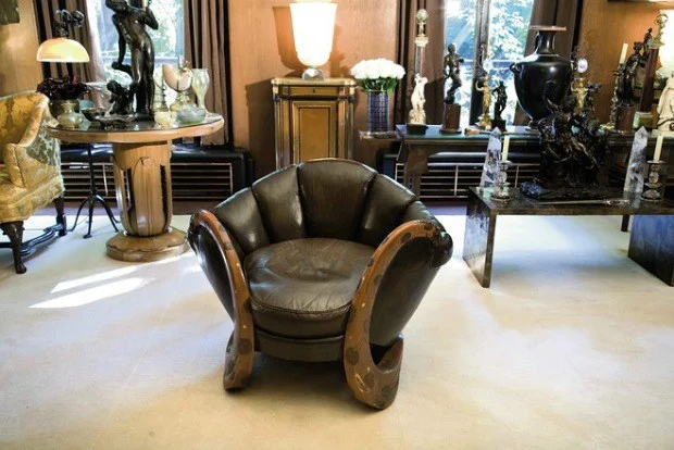 10 Valuable Antique Furniture Pieces to Look Out For
