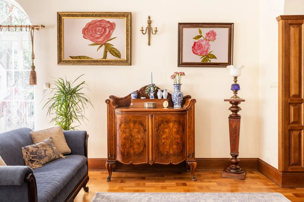 Antique Furniture Storage and Display Ideas