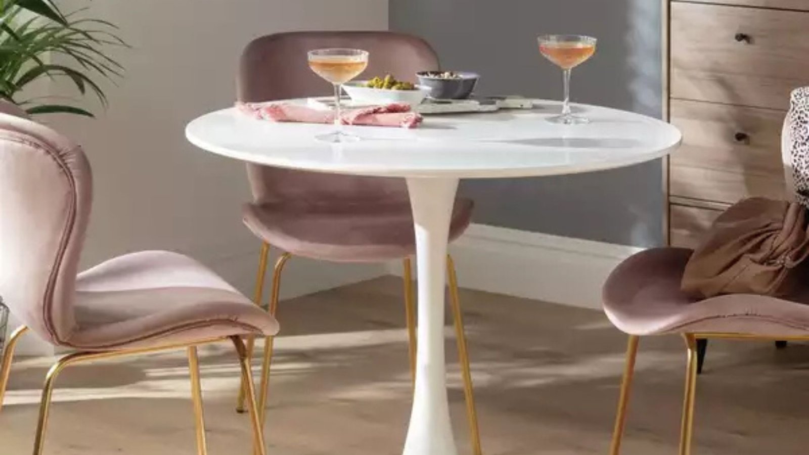Best Dining Furniture for Small Spaces