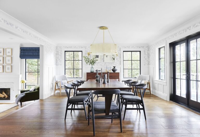 How to Decorate Dining Spaces