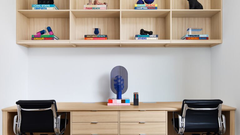 How to Organize Office Furniture