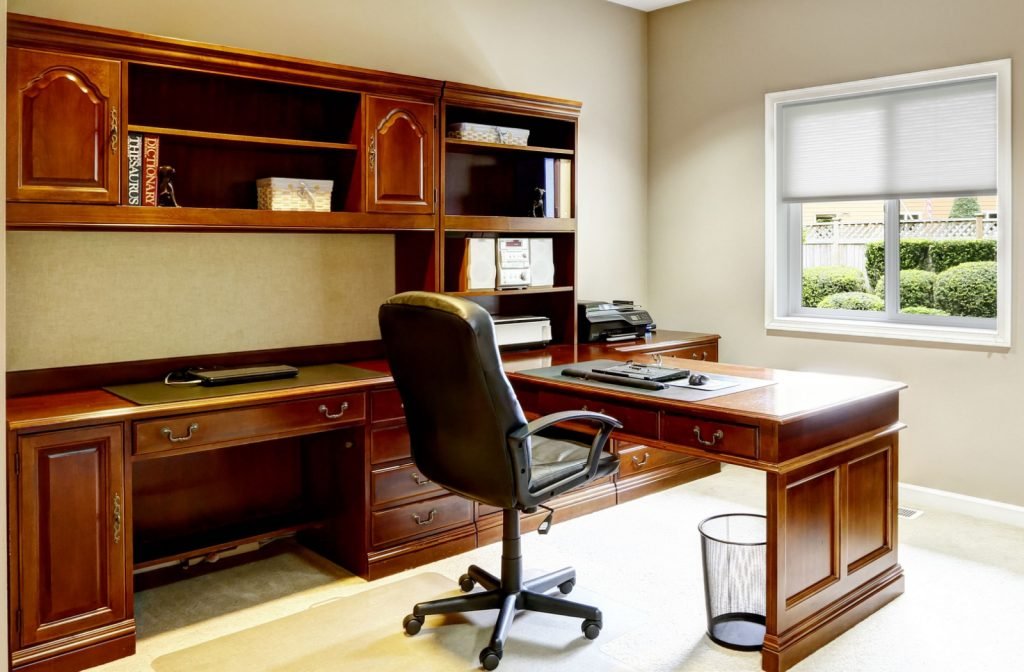 Office Furniture Ideas for Small Rooms