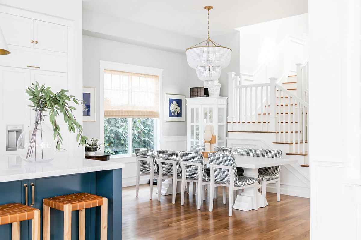 How to Create a Cozy Dining Atmosphere